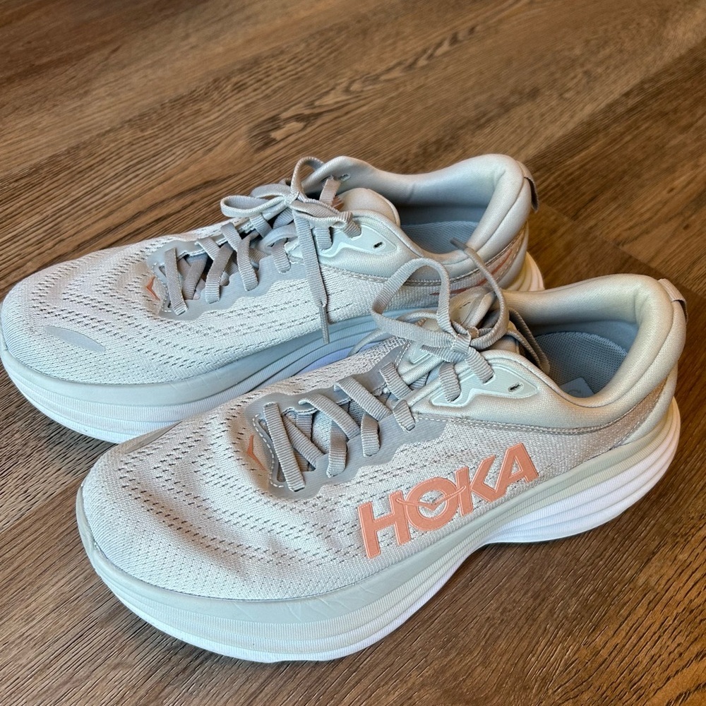 Hoka Bondi 8